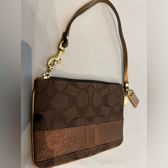 Coach two tone wristlet, brown signature and copper band with gold hardware - Picture 7 of 7